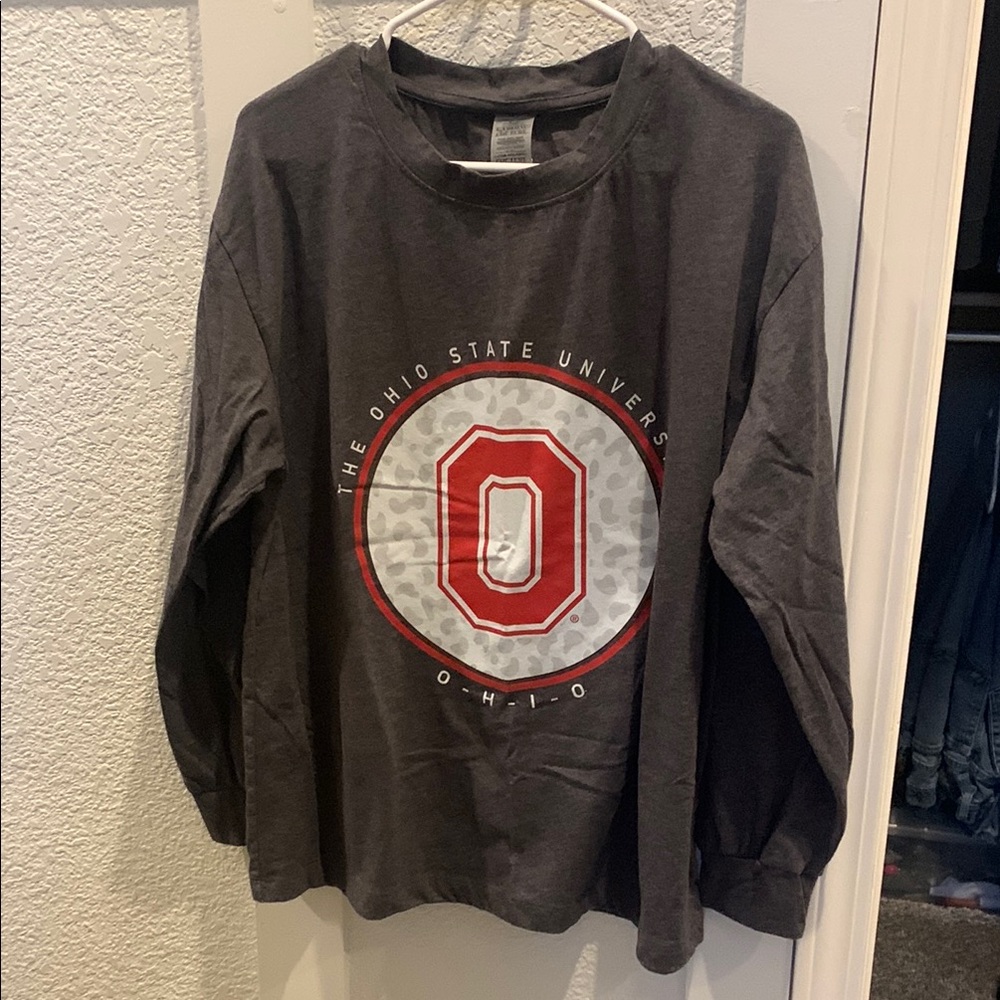 Calvin Klein Graphic Gray and Red Long Sleeve T-Shirt
